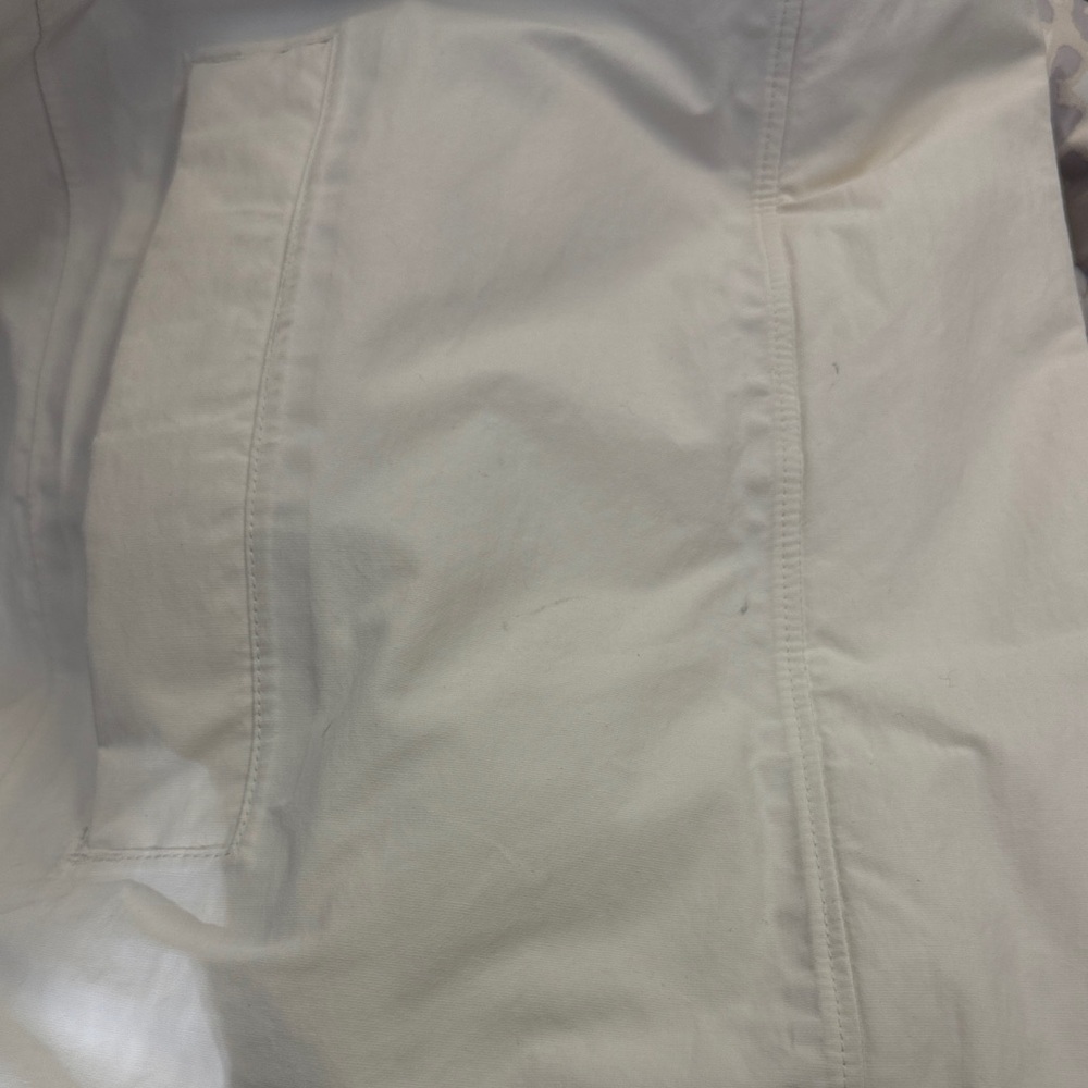 The North Face Arctic Parka Gardenia White / Silver Grey Leopard Print Interior - Picture 12 of 16